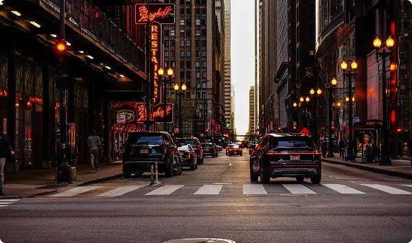 CHICAGO, ILLINOIS - AUGUST 8, 2023: Street in the downtown of Chicago